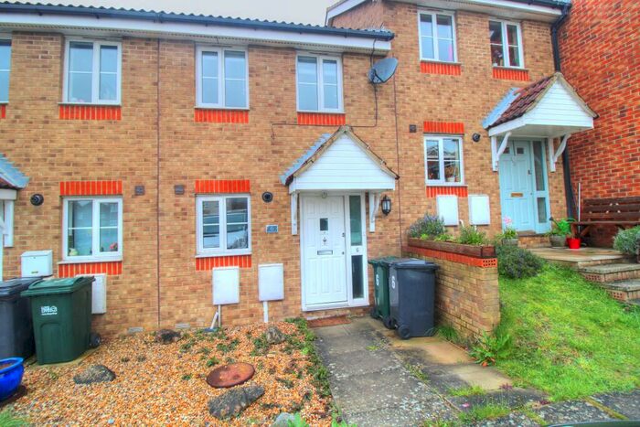 2 Bedroom Terraced House To Rent In Catsfield Close, Eastbourne, BN23