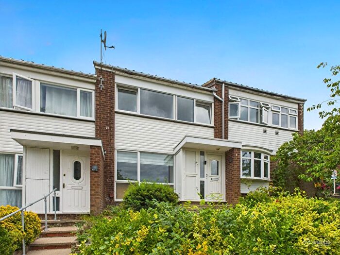 3 Bedroom Terraced House To Rent In Markfield, Forestdale, Croydon, CR0
