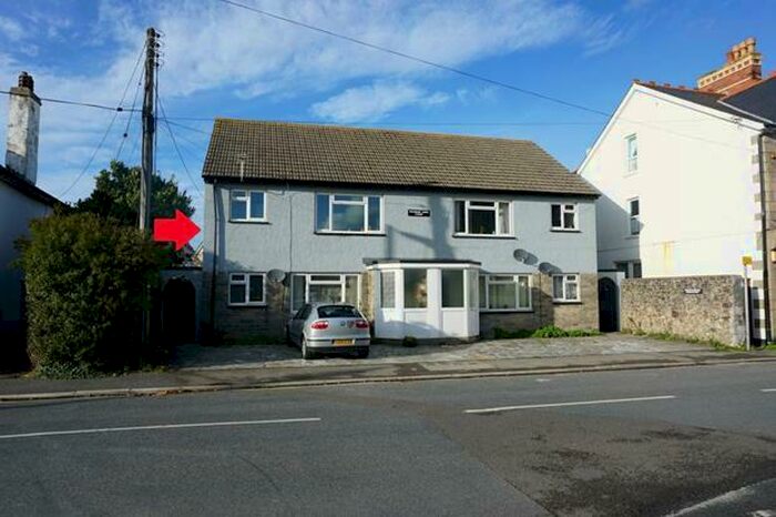 2 Bedroom Flat To Rent In Flexbury Park Court, Bude, EX23