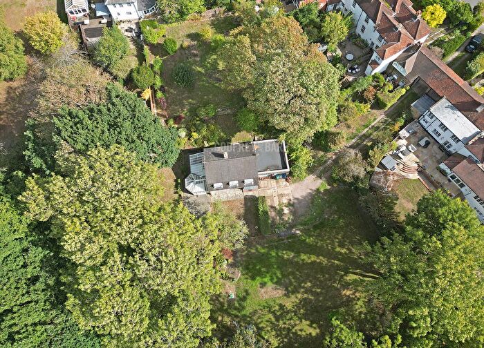 2 Bedroom Detached House For Sale In Hammers Lane, Mill Hill Village, NW7