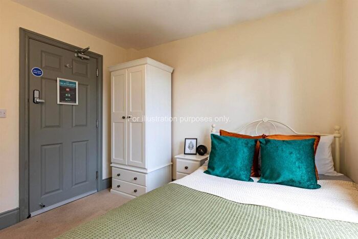 1 Bedroom Flat To Rent In Shire Oak Road, Headingley, Leeds, LS6