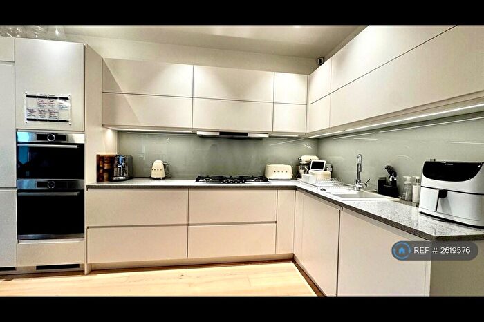 2 Bedroom Flat To Rent In Sherriff Road, West Hampstead, NW6