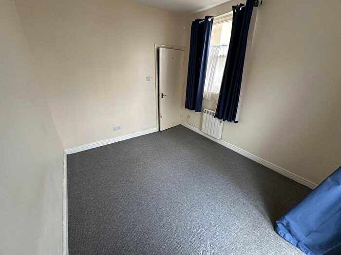 2 Bedroom Flat To Rent In Evesham Road, Cheltenham, GL52