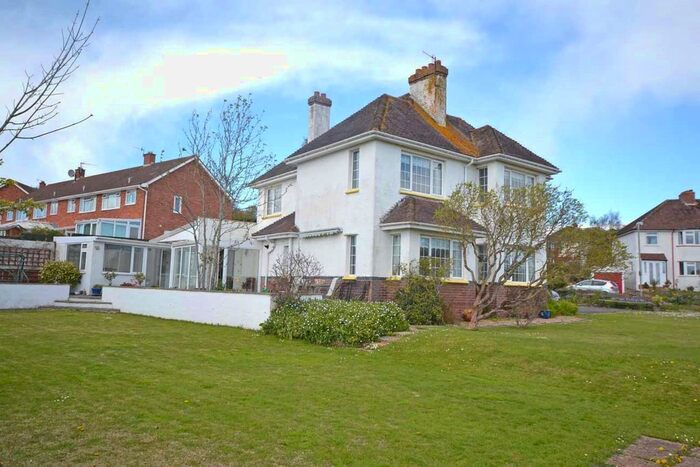 4 Bedroom Detached House To Rent In Beacon Lane, Exeter, EX4