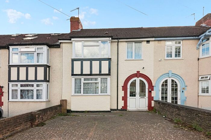 3 Bedroom Terraced House To Rent In Clauson Avenue, Northolt, UB5