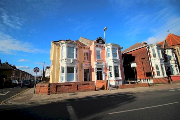Studio To Rent In Waverley Road, Southsea, PO5