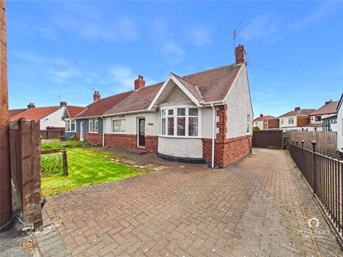 2 Bedroom Bungalow For Sale In Fatfield Road, Washington, Tyne And Wear, NE38