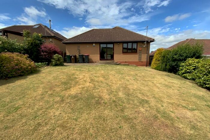 3 Bedroom Bungalow To Rent In Peck Mill View, Kiveton Park Station, Sheffield, S26