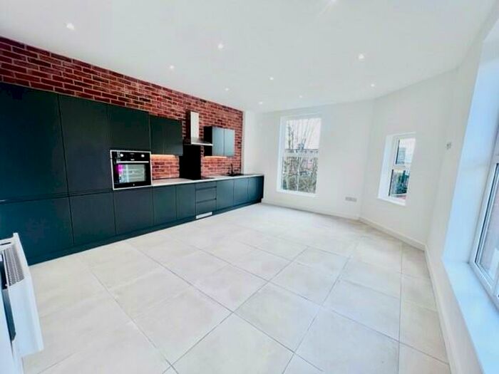 2 Bedroom Apartment To Rent In Railway Road, Urmston, M41