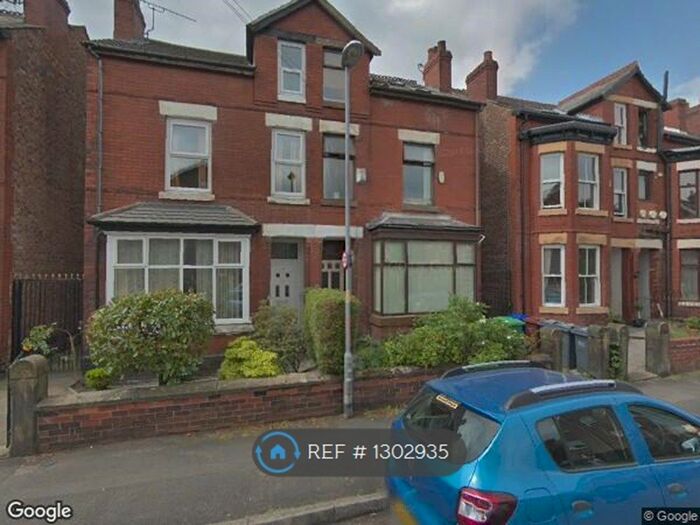 2 Bedroom Flat To Rent In Chorlton, Manchester M21