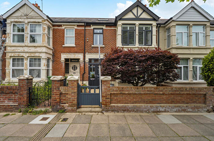 4 Bedroom Terraced House For Sale In Kirby Road, Portsmouth, Hampshire, PO2