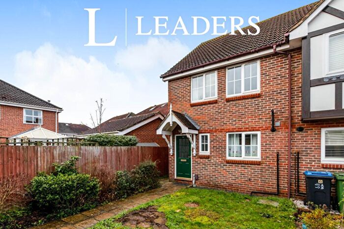 2 Bedroom Terraced House To Rent In Camel Grove, Kingston Upon Thames, KT2