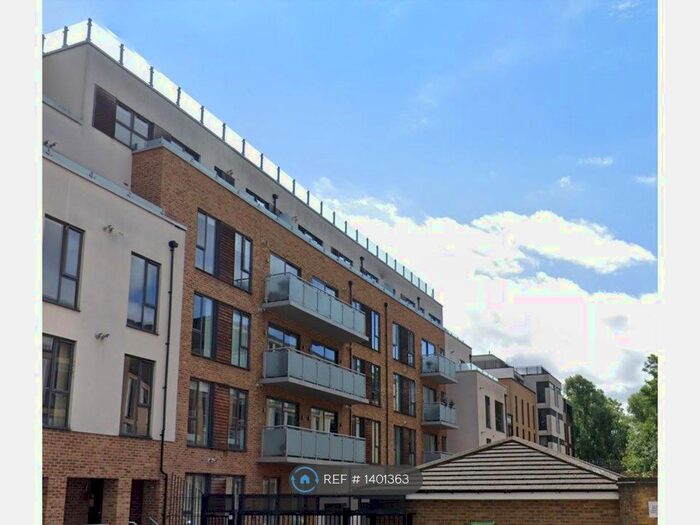 2 Bedroom Flat To Rent In London, London, SW18