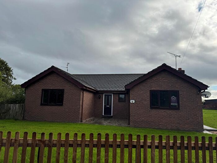 3 Bedroom Bungalow To Rent In Bryn Offa Lane, CH7