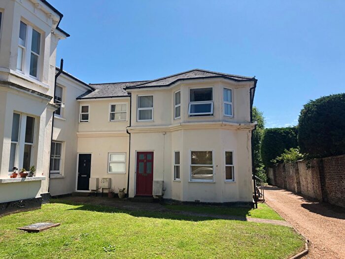 1 Bedroom Flat To Rent In Pangdean Court, Worthing, BN11