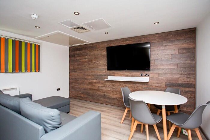 3 Bedroom Apartment To Rent In Union Street, Sunderland, Tyne And Wear, SR1