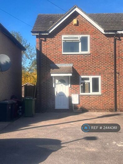 2 Bedroom Semi-Detached House To Rent In Meadfield Road, Slough, SL3