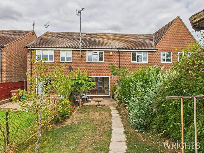 2 Bedroom Terraced House For Sale In Salmon Close, Welwyn Garden City, AL7