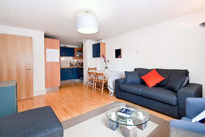 1 Bedroom Apartment To Rent In Britton Street, EC1M