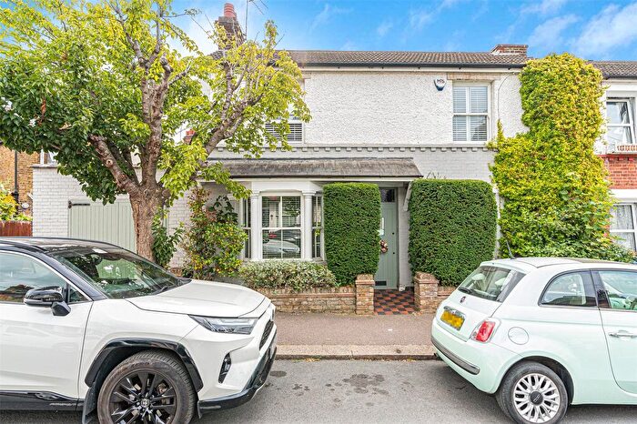 3 Bedroom End Of Terrace House For Sale In Neal Street, Watford, Hertfordshire, WD18