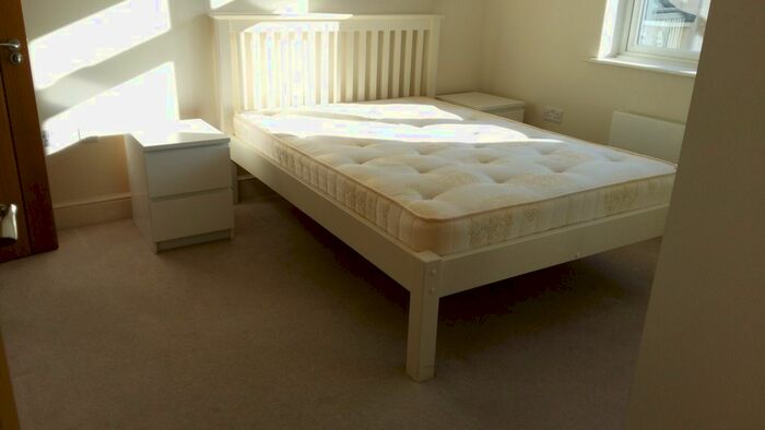 2 Bedroom Flat To Rent In Mackintosh Street, Bromley, BR2
