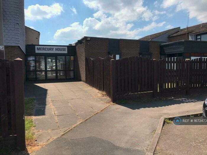 1 Bedroom Flat To Rent In Cumberland Close, Bircotes, Doncaster, DN11