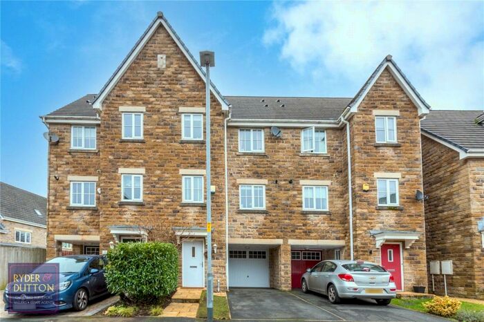 4 Bedroom Town House To Rent In Canalside Close, Mossley, Ashton-under-Lyne, Greater Manchester, OL5