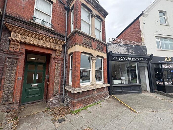 2 Bedroom Apartment To Rent In Oxford Street, Whitstable, CT5