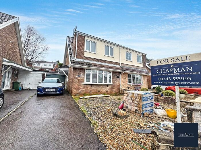 2 Bedroom Semi-Detached Bungalow For Sale In Tylcha Fach Estate, Tonyrefail, CF39