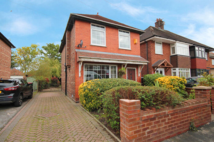 3 Bedroom Detached House For Sale In Central Road, Rudheath, CW9