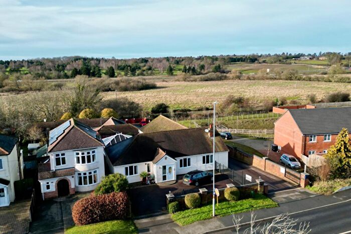 3 Bedroom Detached House For Sale In Welford Road, Northampton, NN2