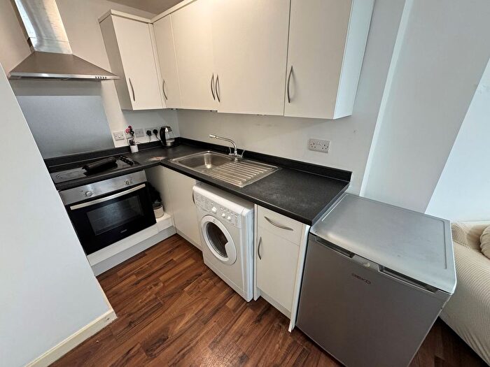 1 Bedroom Flat To Rent In Terrace Road, Bournemouth, BH2