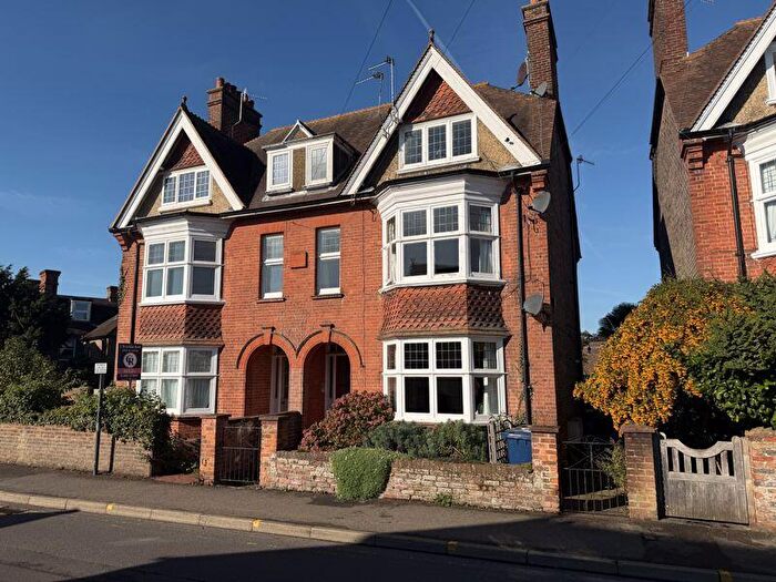 1 Bedroom Flat For Sale In Rowland Road, Cranleigh, GU6