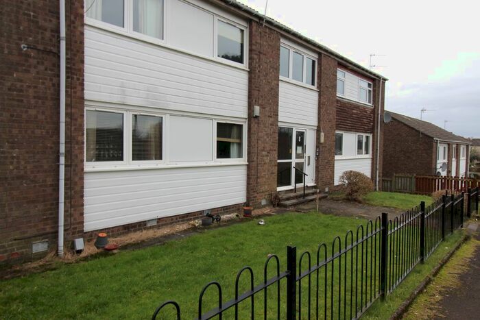 1 Bedroom Flat To Rent In Lounsdale Crescent, Paisley, PA2