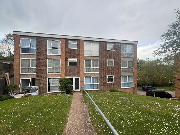 2 Bedroom Flat To Rent In Sedlescombe Gardens, St. Leonards-On-Sea, TN38