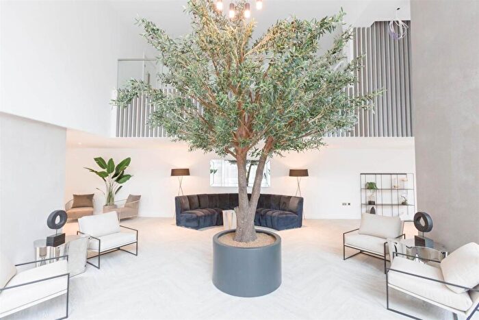 2 Bedroom Apartment For Sale In Local Crescent, Hulme Street, Salford, M5