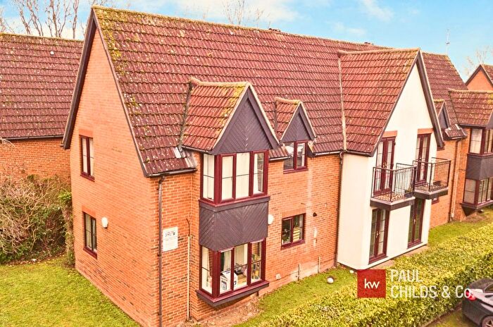 2 Bedroom Flat For Sale In Southern Hill, Reading, RG1