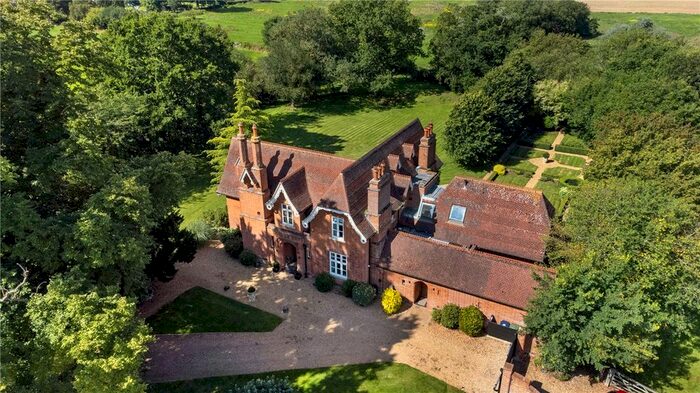 5 Bedroom Detached House For Sale In Spaldwick, Cambridgeshire, PE28