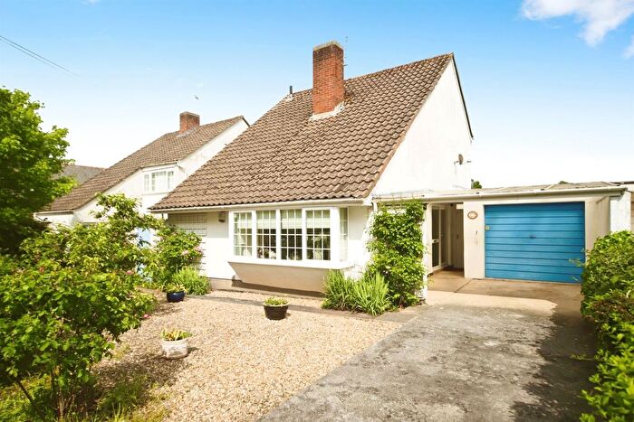 2 Bedroom Detached Bungalow For Sale In Spearcey Lane, Trull, Taunton, TA3
