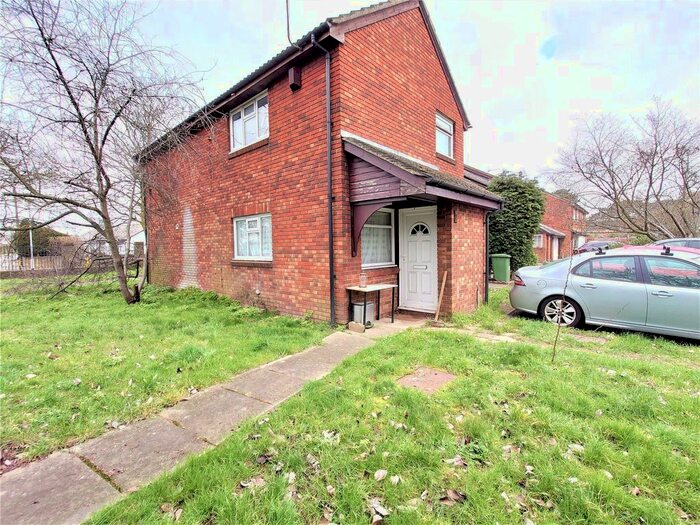 1 Bedroom End Of Terrace House To Rent In Woodburn Close, Hillingdon, Greater London, UB8