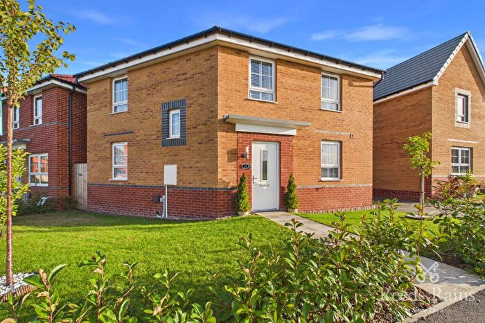 3 Bedroom Detached House For Sale In Revill Road, Langold, Worksop, Nottinghamshire, S81