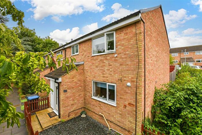 3 Bedroom End Of Terrace House For Sale In Jocelyns, Harlow, Essex, CM17