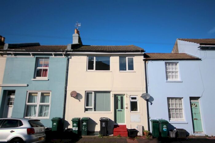 3 Bedroom Maisonette To Rent In Islingword Street, Brighton, BN2