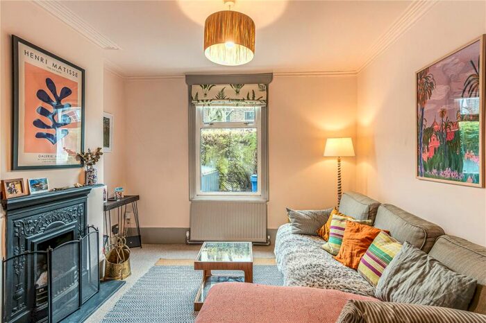 2 Bedroom Terraced House To Rent In Chadwick Road, Peckham Rye, London, SE15