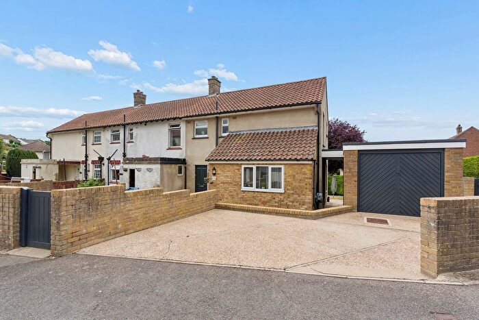 2 Bedroom Semi-Detached House For Sale In Melbourne Avenue, Dover, CT16