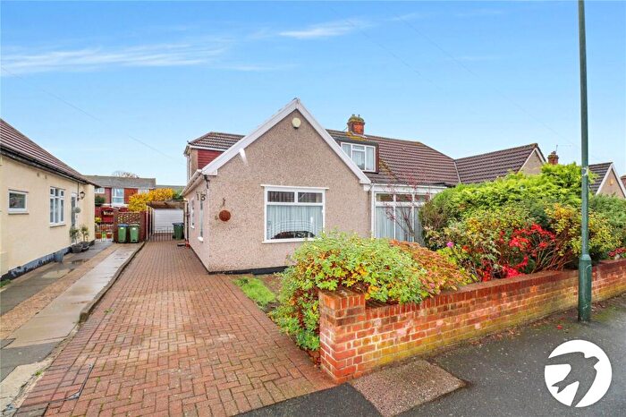 4 Bedroom Bungalow For Sale In Harold Avenue, Belvedere, DA17