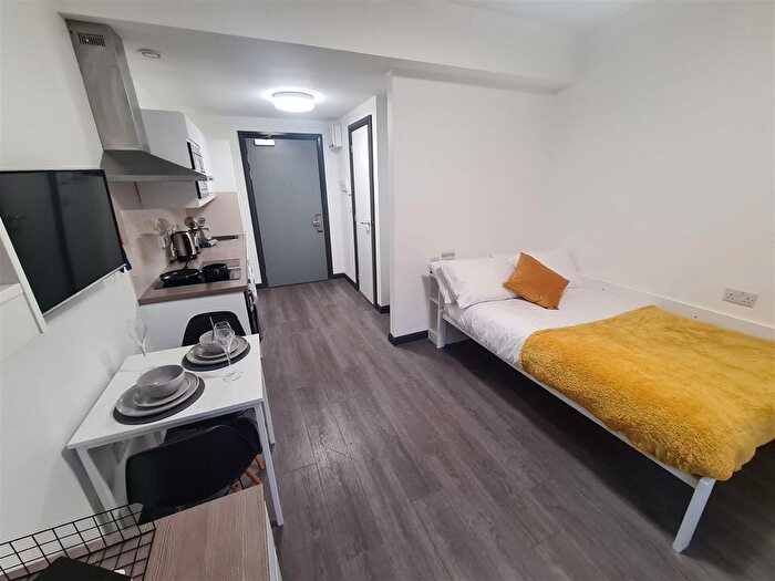 Studio To Rent In St. James Street, Newcastle Upon Tyne, NE1