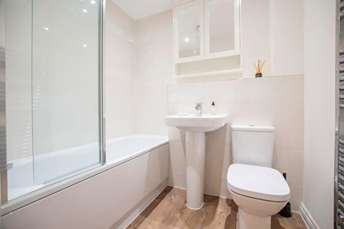 2 Bedroom End Of Terrace House To Rent In Sandyfields Lane, Colden Common, Winchester, SO21