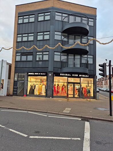 3 Bedroom Flat To Rent In Belgrave Road, Leicester, LE4