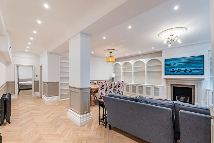 2 Bedroom Flat To Rent In Cornwall Gardens, London, SW7